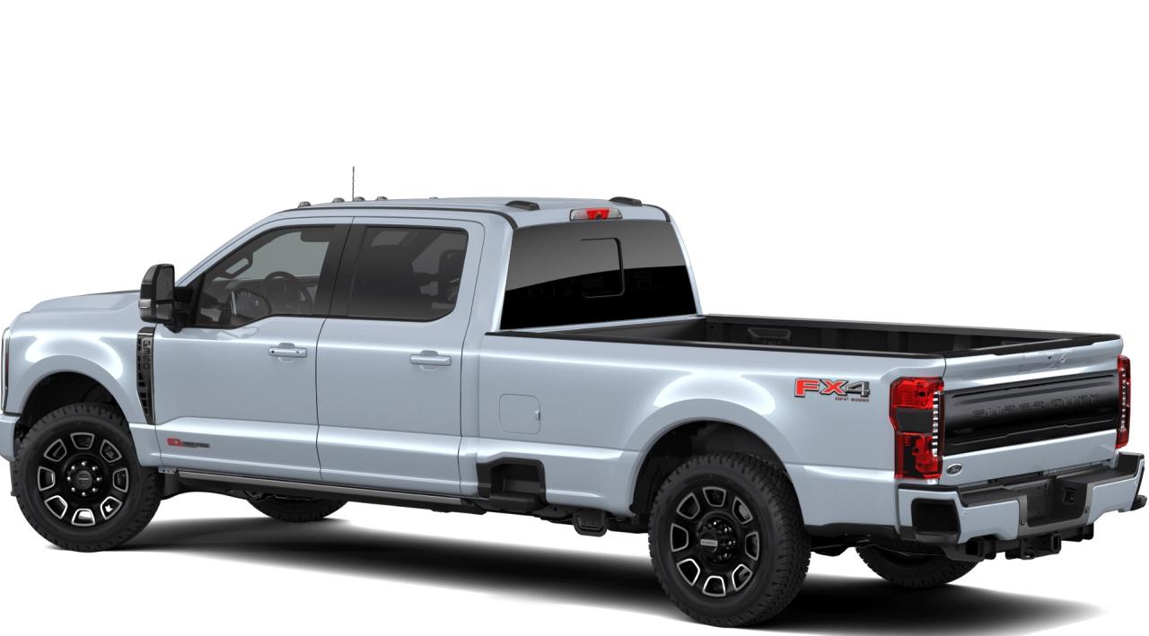 2026 Ford SUPERDUTY F-350® Platinum® Photo1