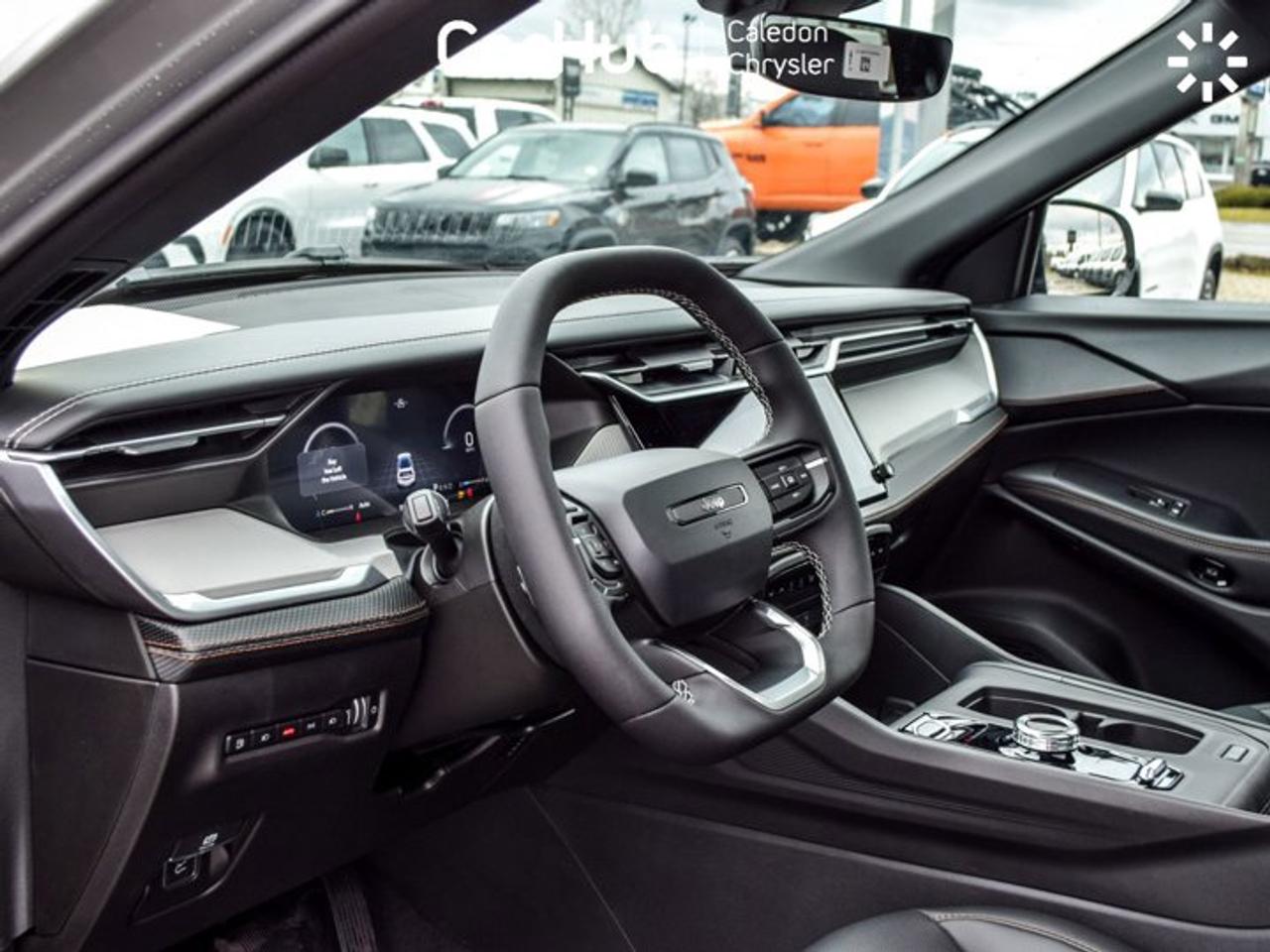 2026 Jeep Cherokee Limited 12.3" Display Pano Sunroof Blind Spot Heated front Seats Alloy Photo