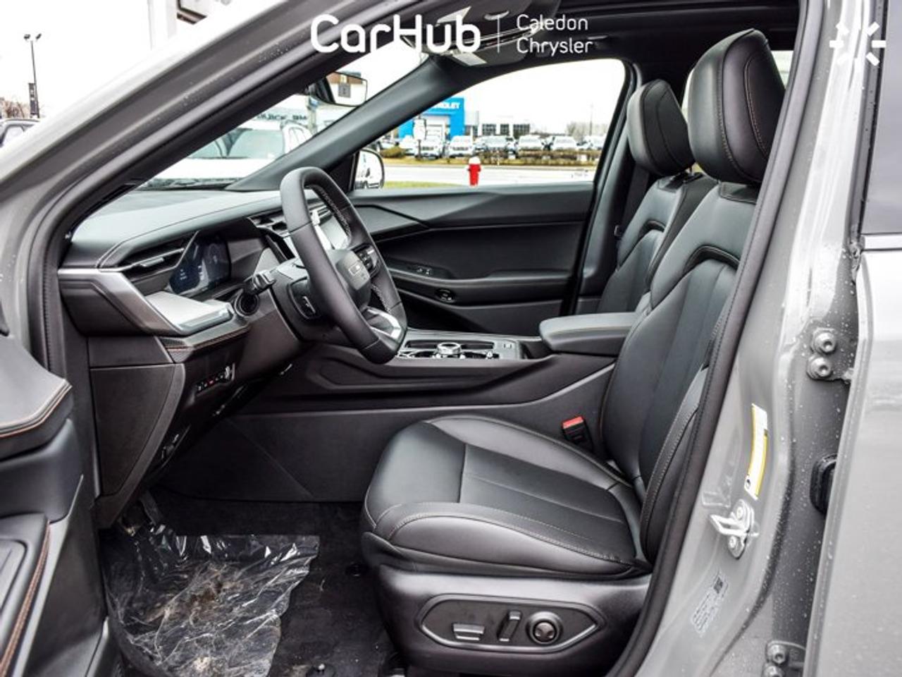 2026 Jeep Cherokee Limited 12.3" Display Pano Sunroof Blind Spot Heated front Seats Alloy Photo