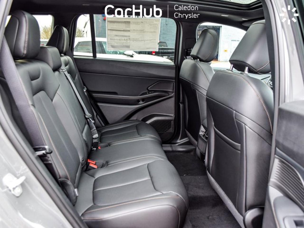 2026 Jeep Cherokee Limited 12.3" Display Pano Sunroof Blind Spot Heated front Seats Alloy Photo