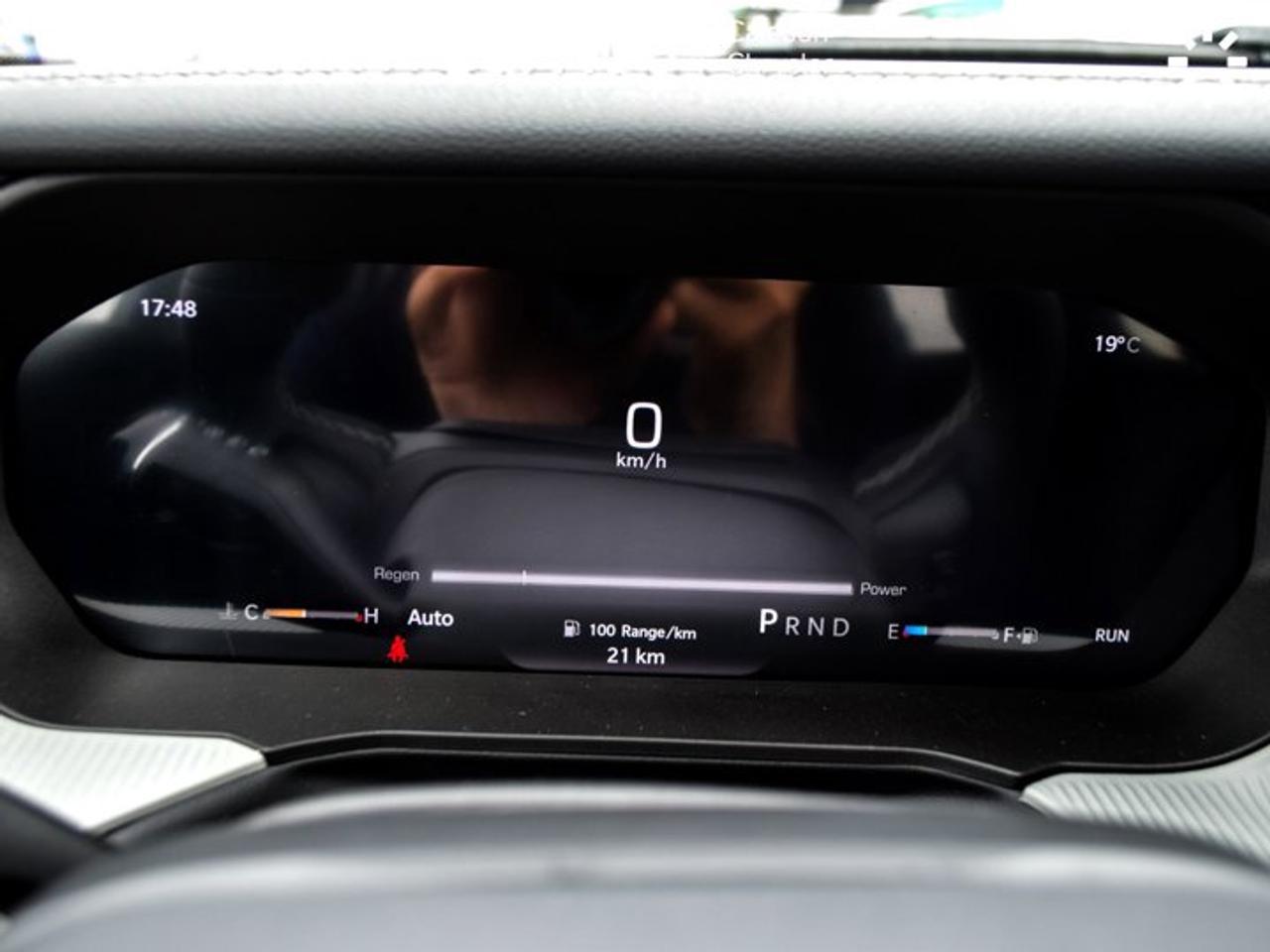 2026 Jeep Cherokee Limited 12.3" Display Pano Sunroof Blind Spot Heated front Seats Alloy Photo