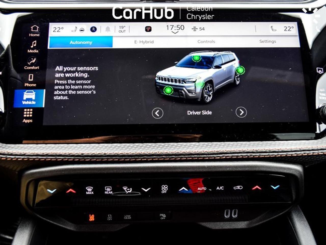 2026 Jeep Cherokee Limited 12.3" Display Pano Sunroof Blind Spot Heated front Seats Alloy Photo