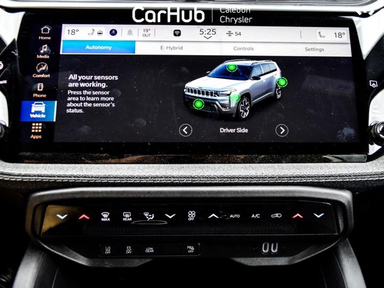 2026 Jeep Cherokee Laredo 4x4 12.3"Display Blind Spot Remote Start Lane Assist Photo