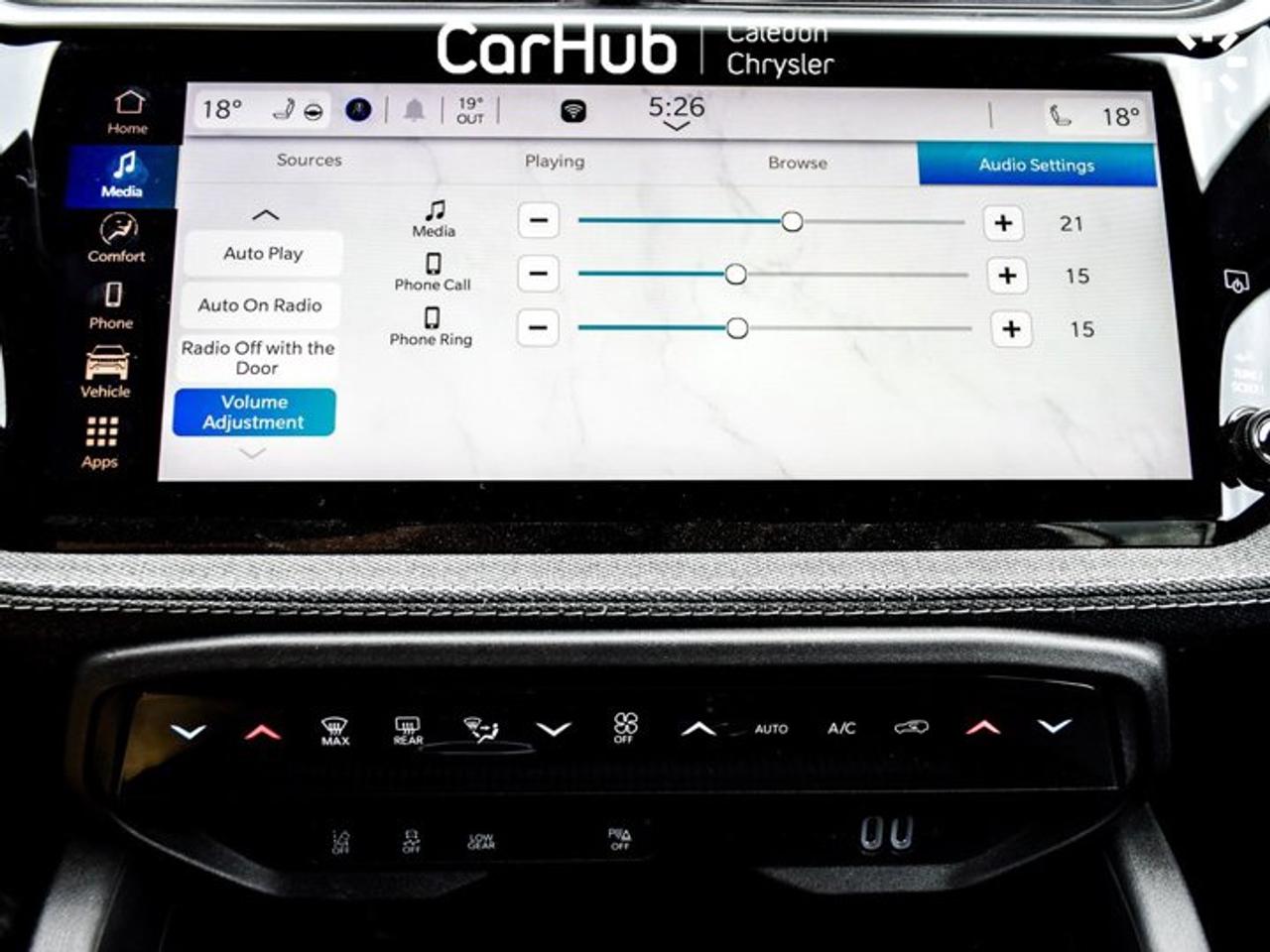 2026 Jeep Cherokee Laredo 4x4 12.3"Display Blind Spot Remote Start Lane Assist Photo