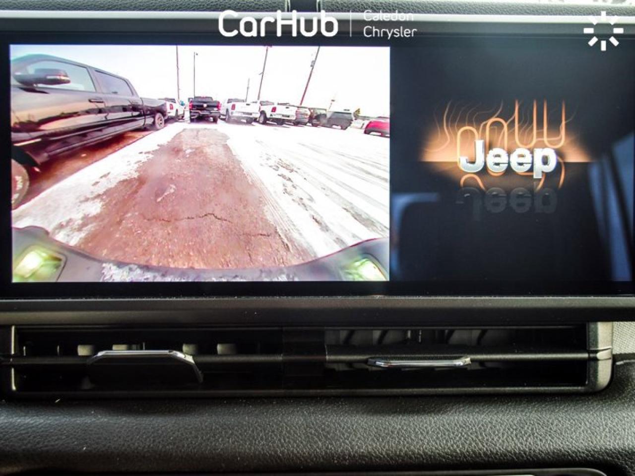 2026 Jeep Gladiator Sport S 4x4 Freedom Top Safety Group 12.3"Display Remote Start Photo