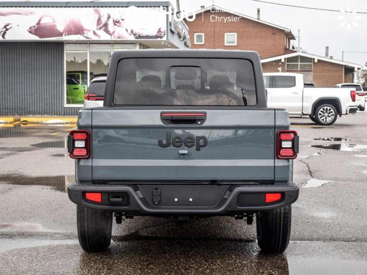 2026 Jeep Gladiator Sport S 4x4 Freedom Top Safety Group 12.3"Display Remote Start Photo