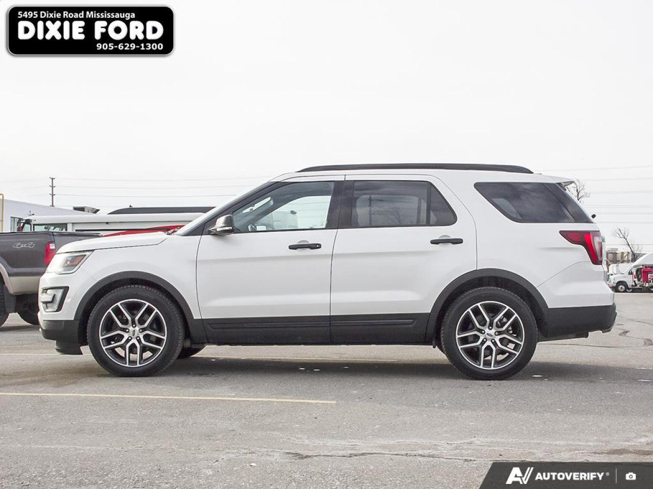 2017 Ford Explorer SPORT Photo2