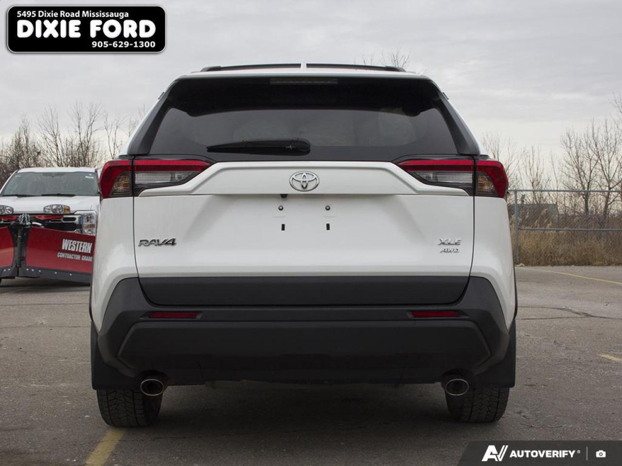 2021 Toyota RAV4 XLE Photo