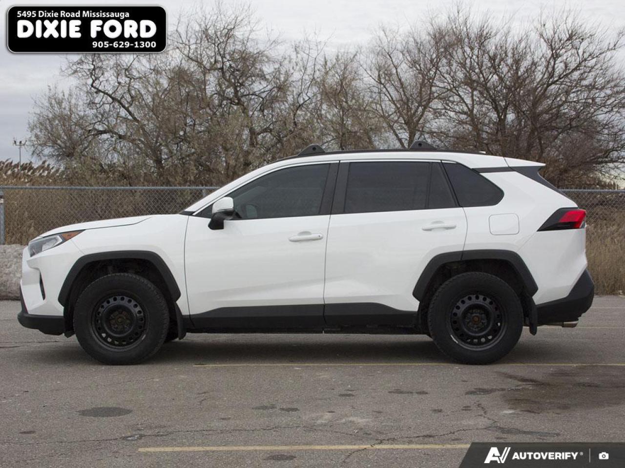 2021 Toyota RAV4 XLE Photo