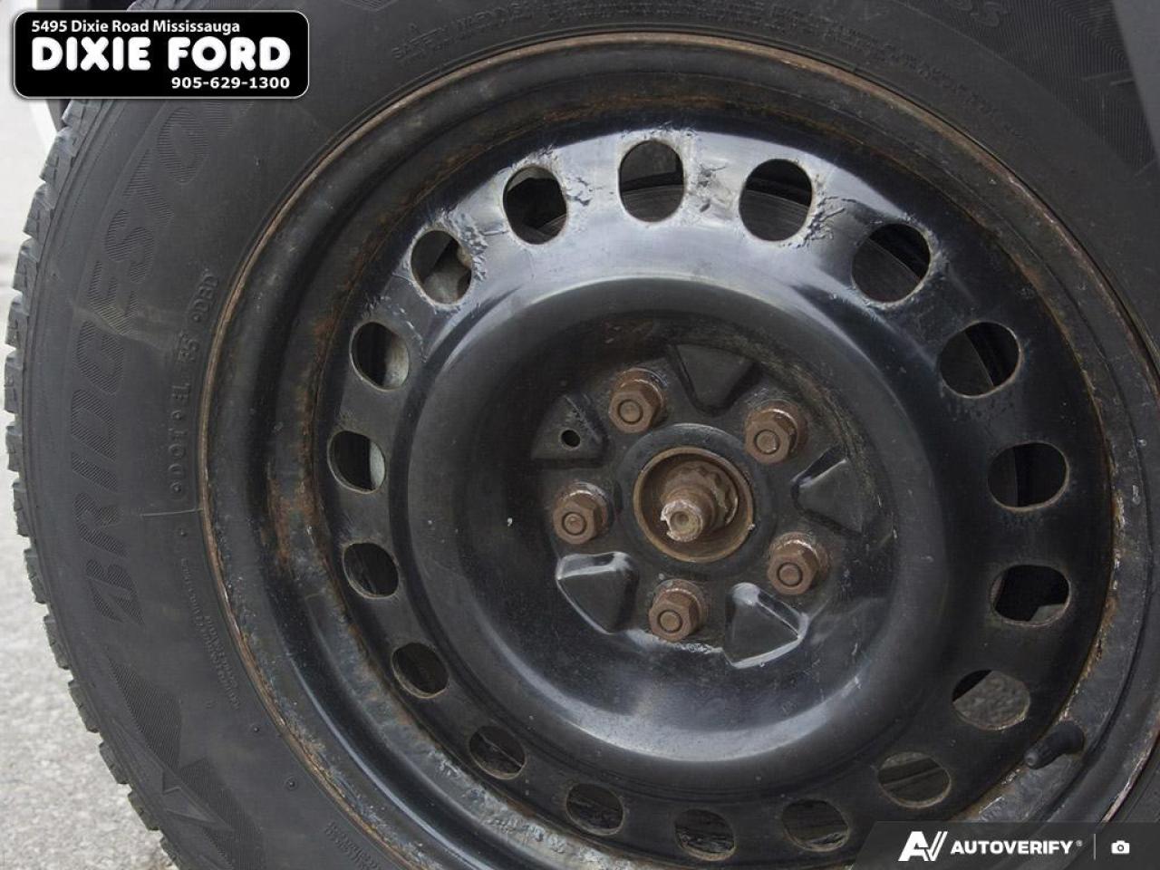 2021 Toyota RAV4 XLE Photo