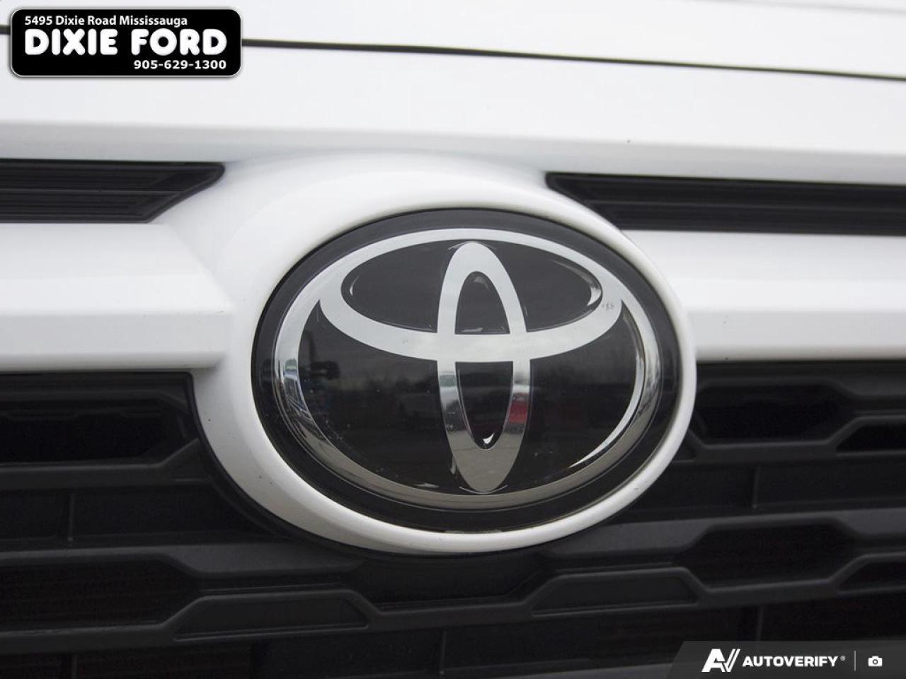 2021 Toyota RAV4 XLE Photo