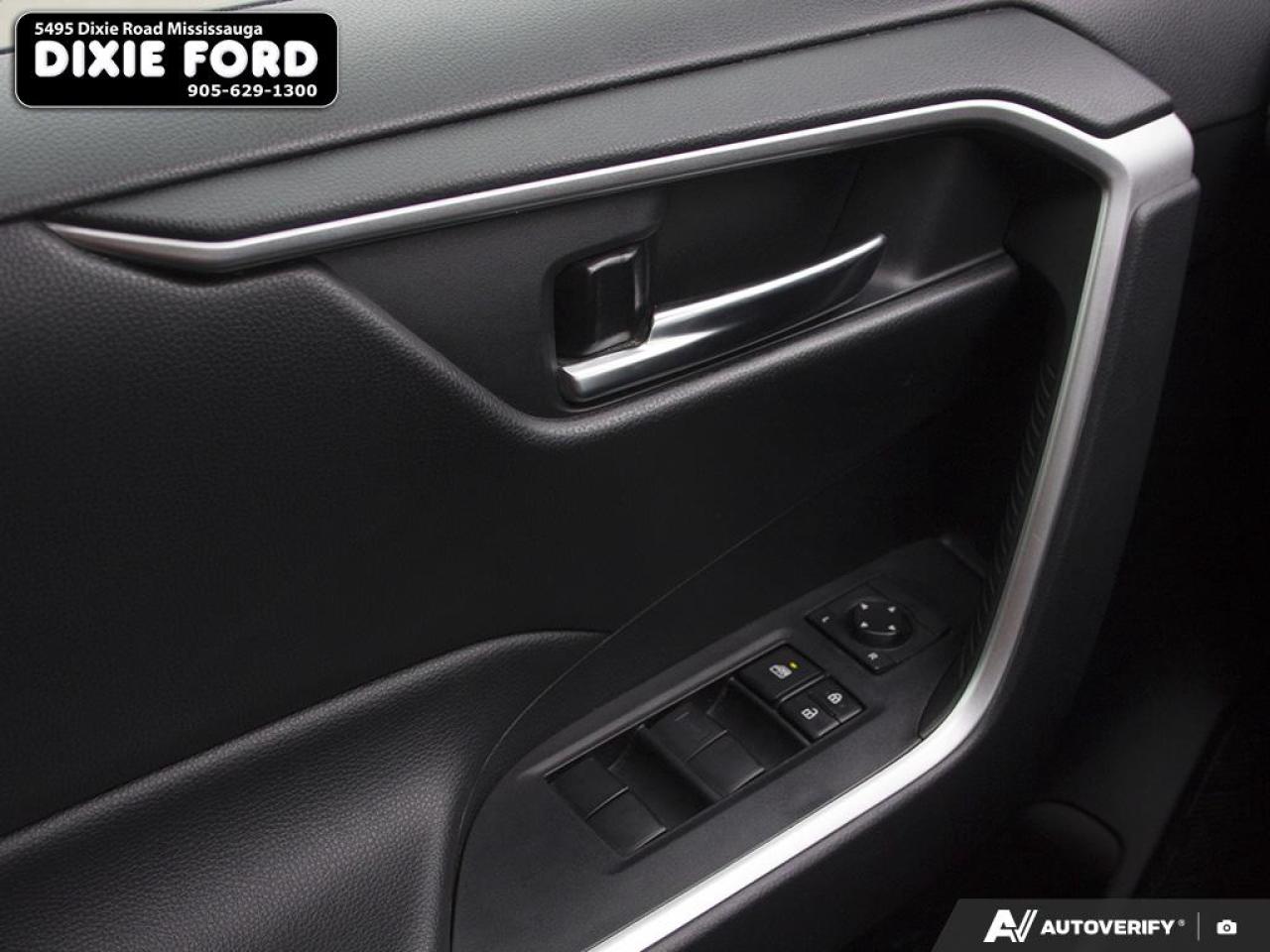 2021 Toyota RAV4 XLE Photo