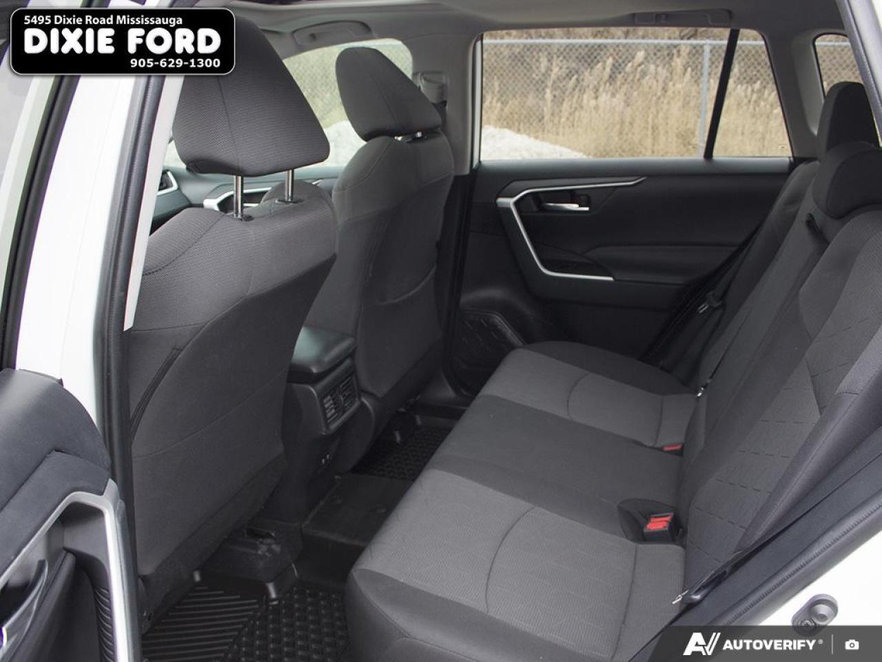 2021 Toyota RAV4 XLE Photo