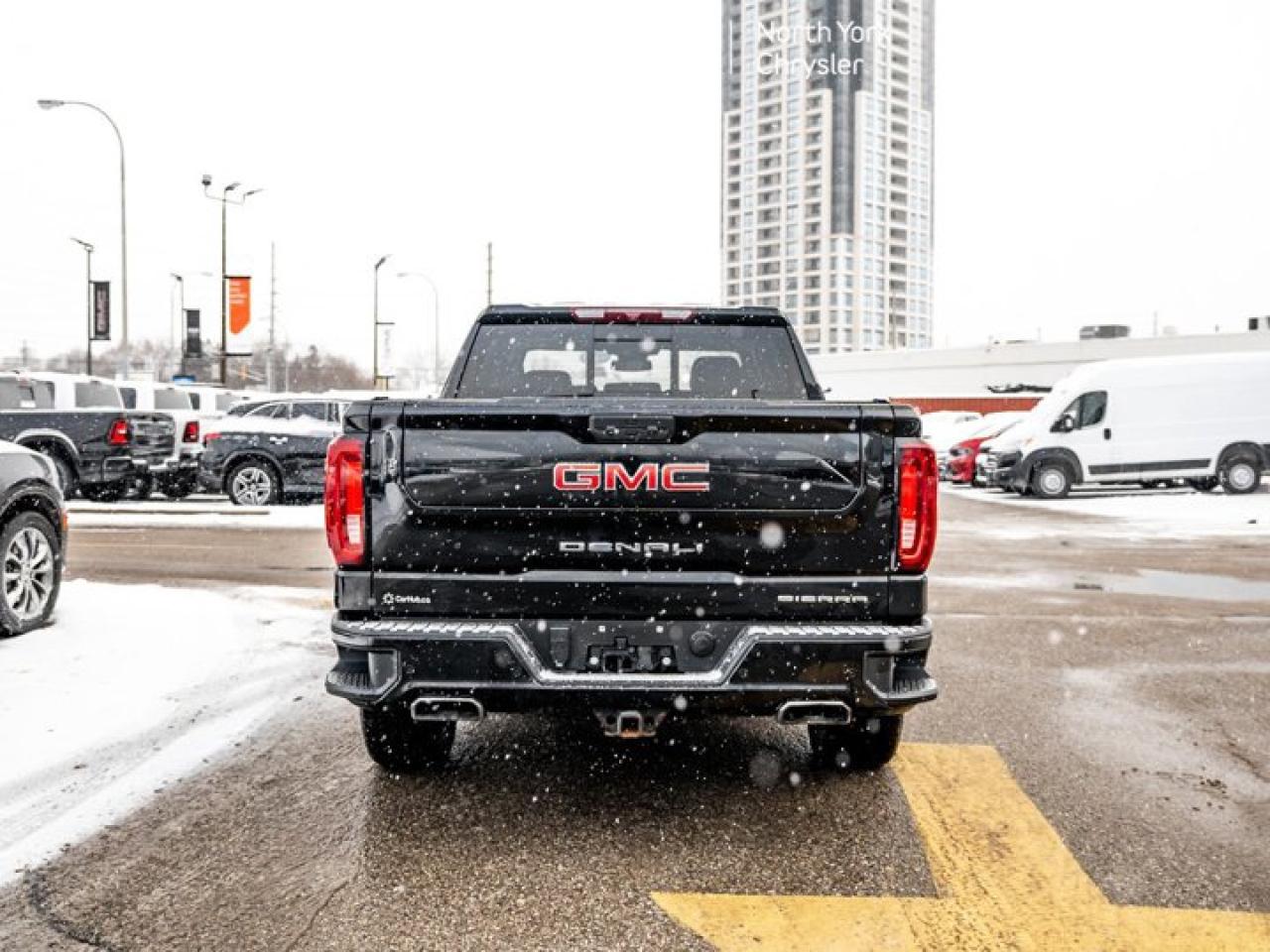 2022 GMC Sierra 1500 Denali 147'' Sunroof I6 Turbo Diesel MultiPro Tailgate Leather Captain Seats Photo