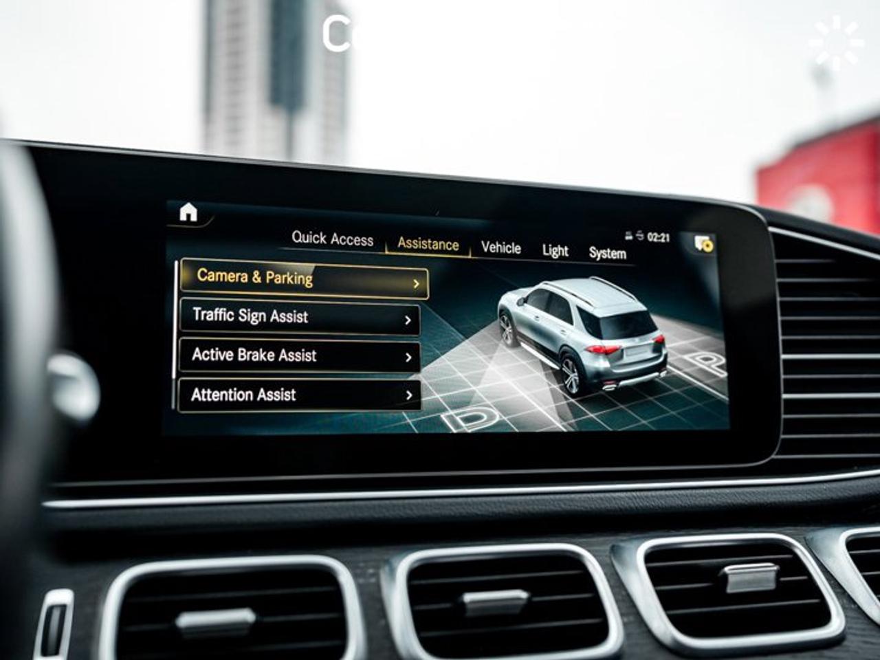 2022 Mercedes-Benz GLE 350 Panoroof AMG Package Burmester Audio Navi Blind Spot Assist Photo