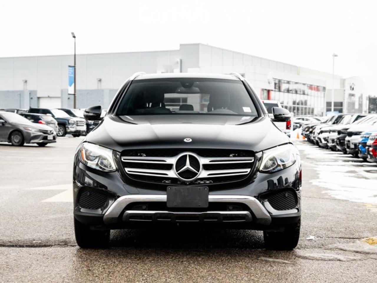 2019 Mercedes-Benz GLC 300 Panoroof Navigation 360 Camera Blind Spot Brake Assist Photo