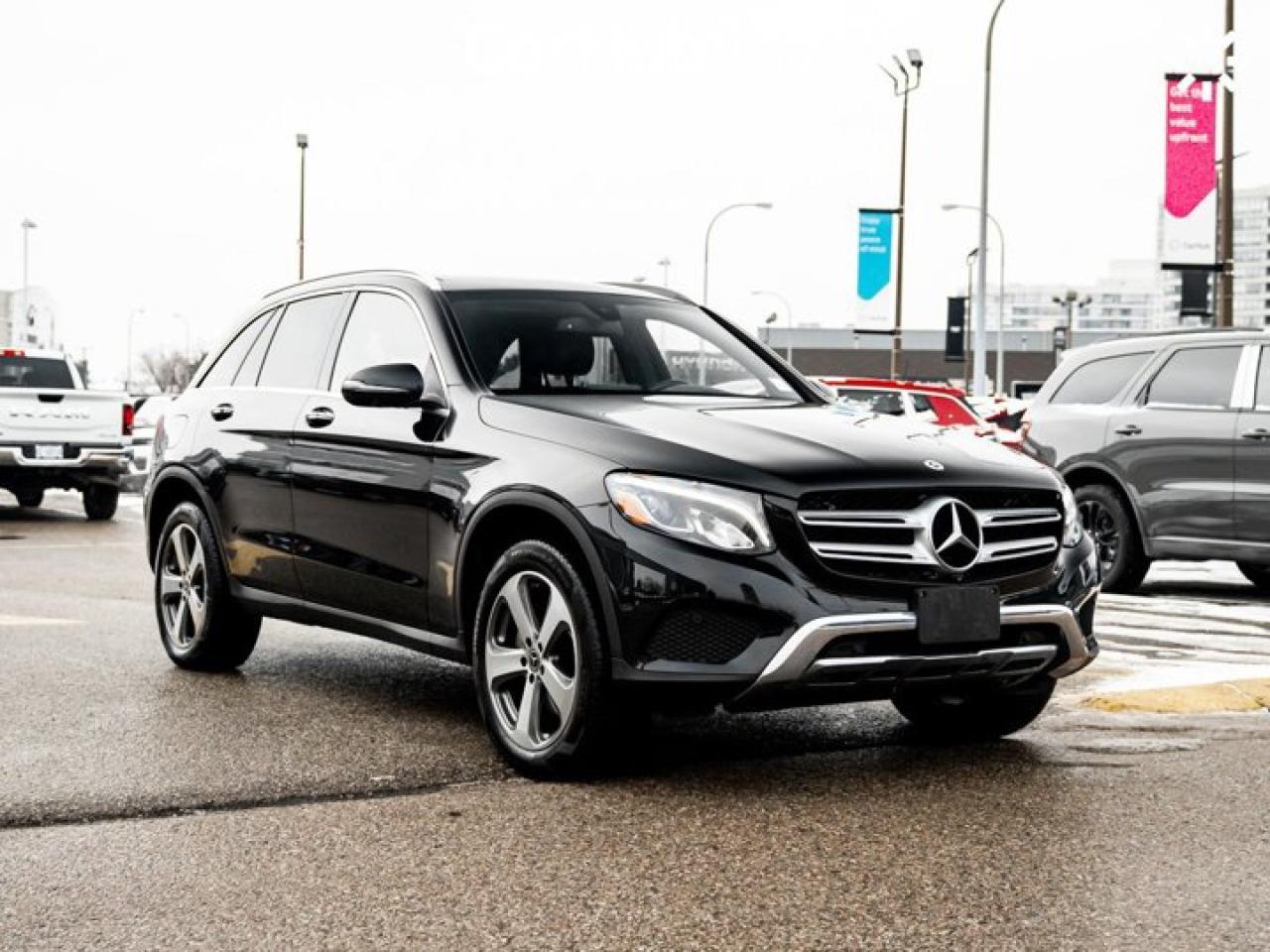 2019 Mercedes-Benz GLC 300 Photo