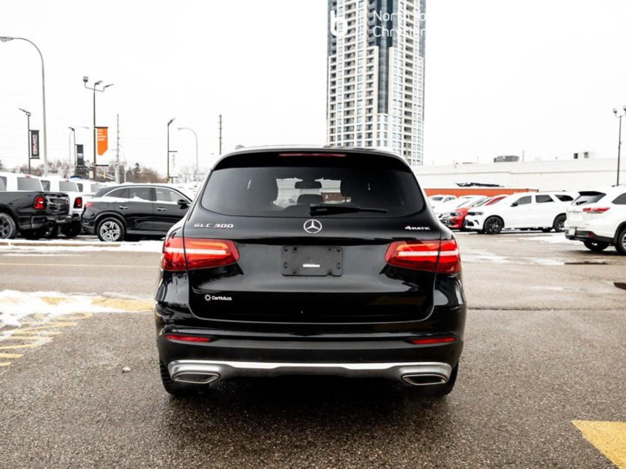 2019 Mercedes-Benz GLC 300 Photo