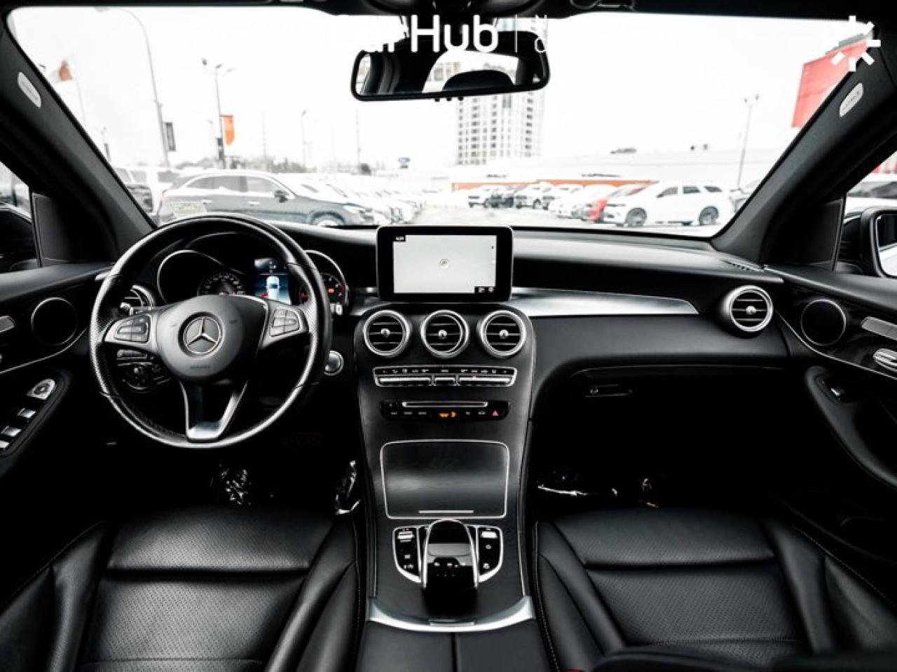 2019 Mercedes-Benz GLC 300 Panoroof Navigation 360 Camera Blind Spot Brake Assist Photo