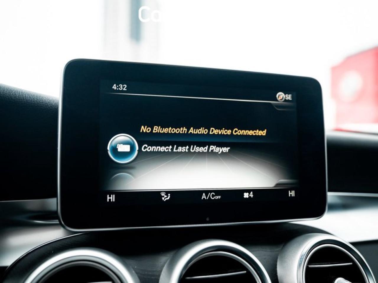 2019 Mercedes-Benz GLC 300 Photo