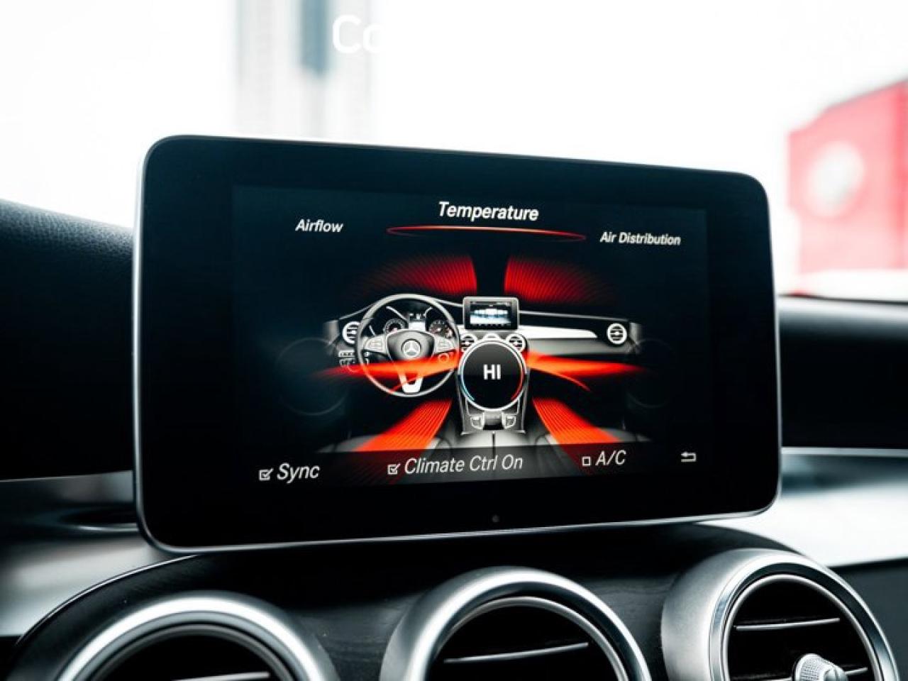 2019 Mercedes-Benz GLC 300 Panoroof Navigation 360 Camera Blind Spot Brake Assist Photo