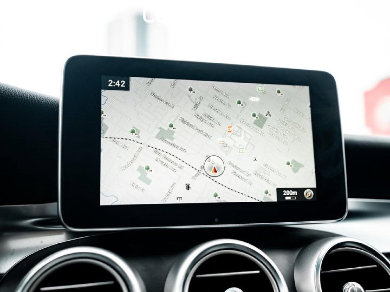 2019 Mercedes-Benz GLC GLC 300 Photo