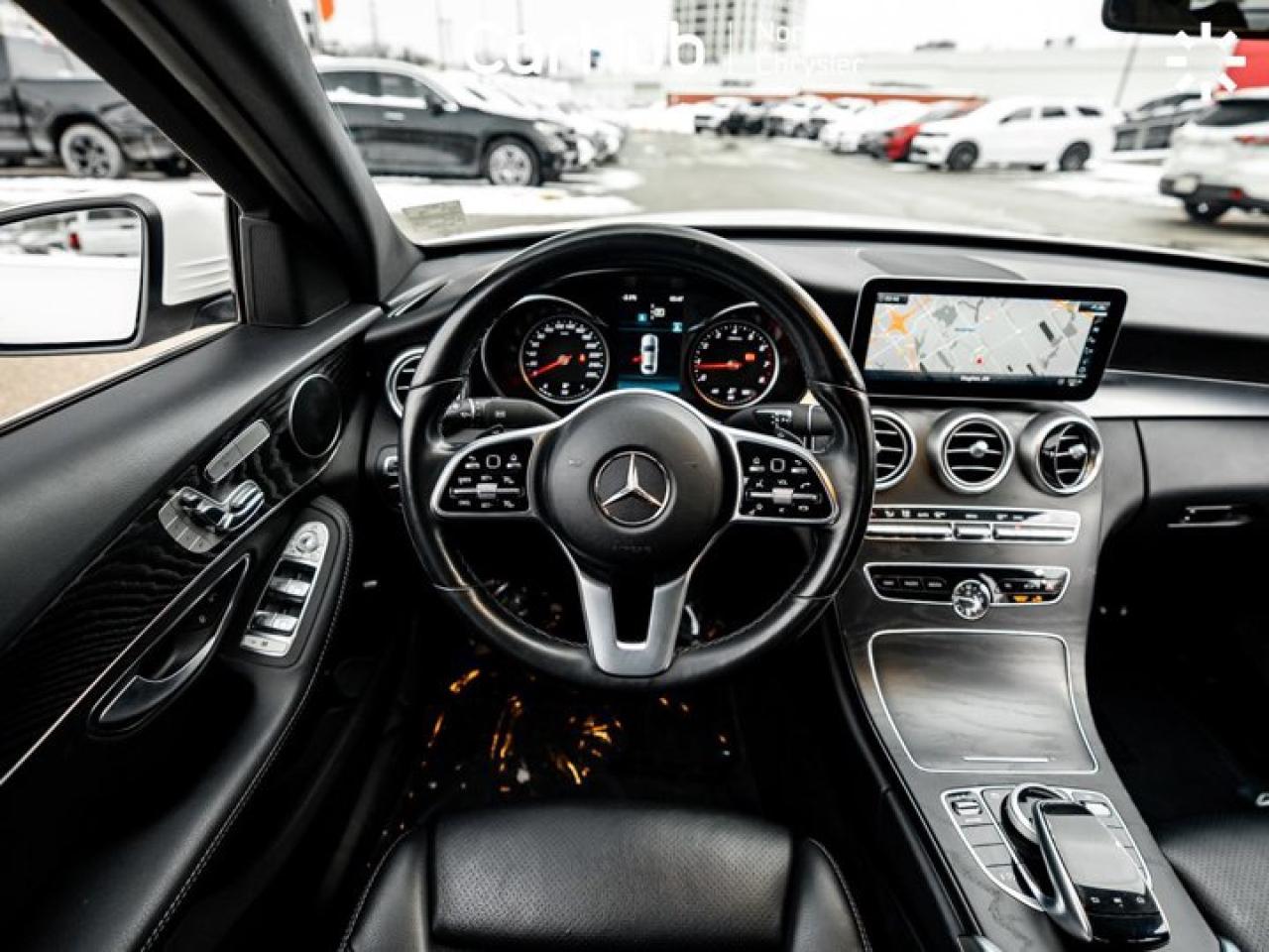 2019 Mercedes-Benz C-Class C 300 Sunroof AMG Package Navi Blind Spot Assist Photo