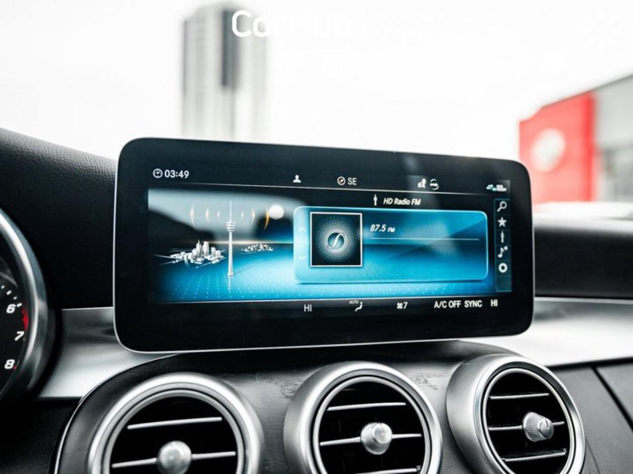 2019 Mercedes-Benz C-Class C 300 Sunroof AMG Package Navi Blind Spot Assist Photo