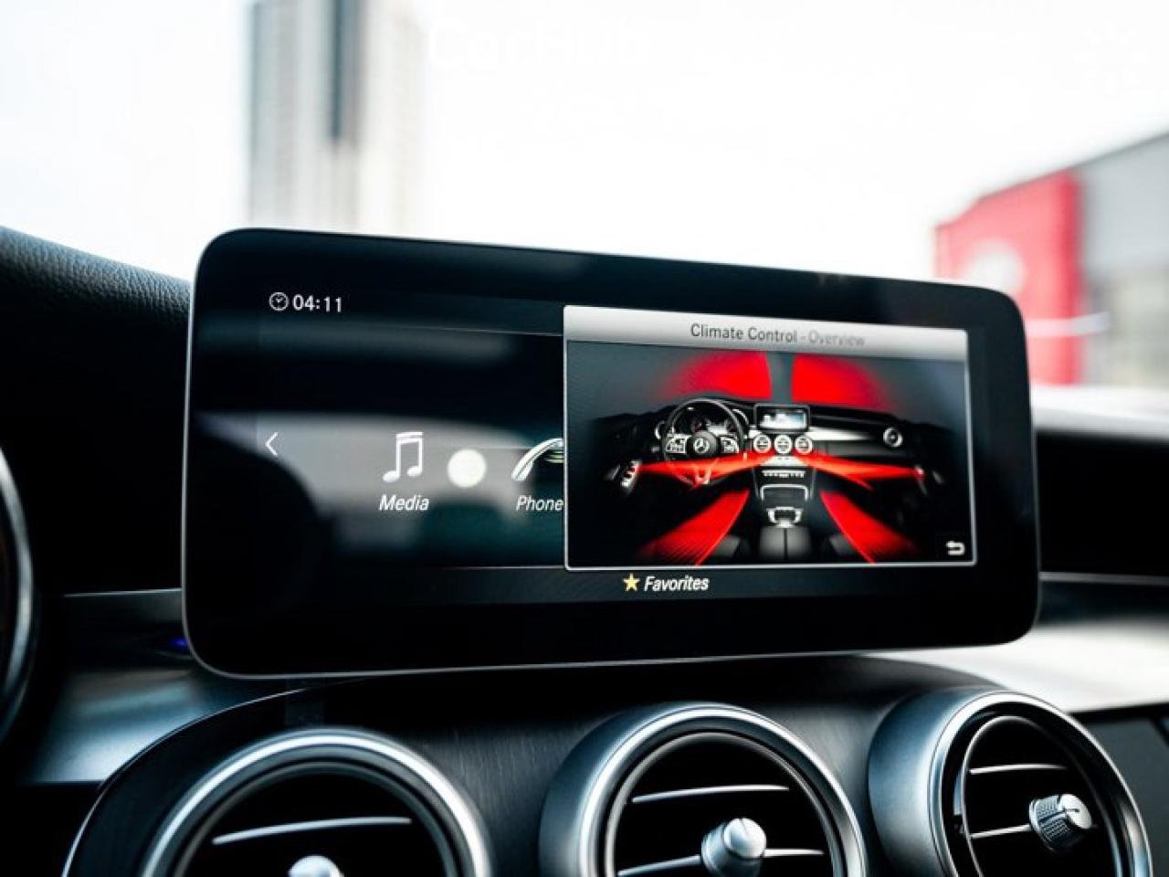 2021 Mercedes-Benz C-Class C 300 Panoramic Roof Navigation 360 Camera Active Brake Assist Blind Spot Assist Photo