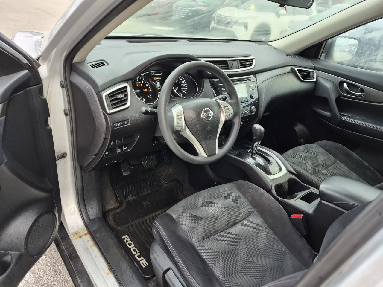 2015 Nissan Rogue S AWD AS-IS Photo6