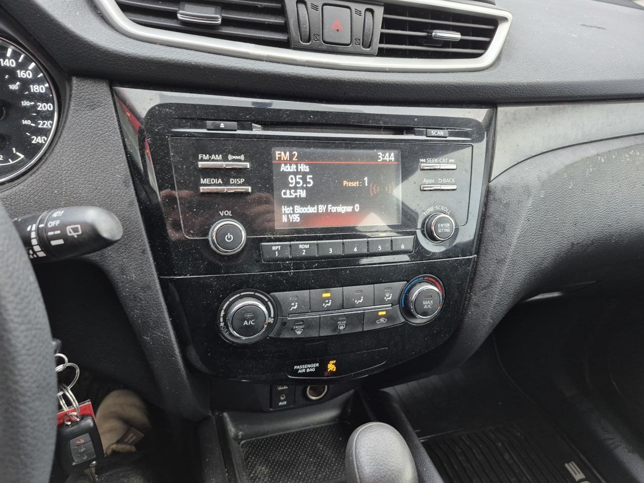 2015 Nissan Rogue S AWD AS-IS Photo22