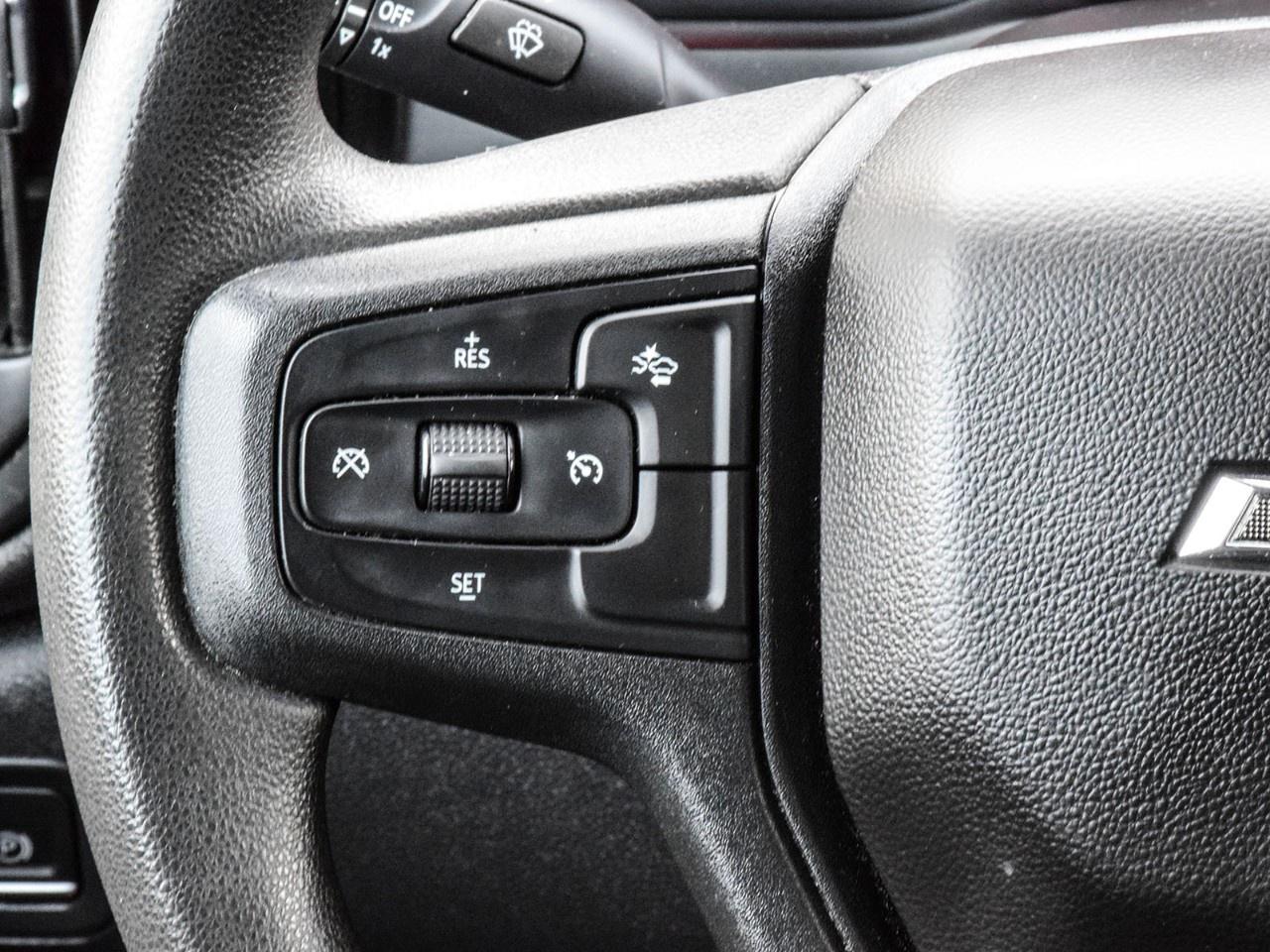 2023 Chevrolet Silverado 1500 Crew Cab Standard Box 4-Wheel Drive Custom Trail Boss Photo