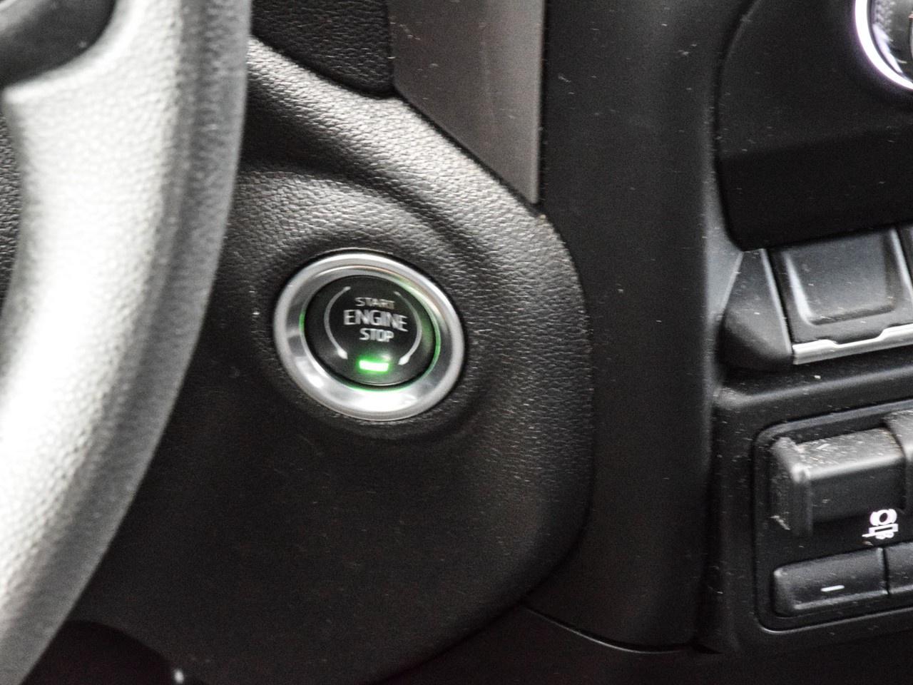 2023 Chevrolet Silverado 1500 Crew Cab Standard Box 4-Wheel Drive Custom Trail Boss Photo