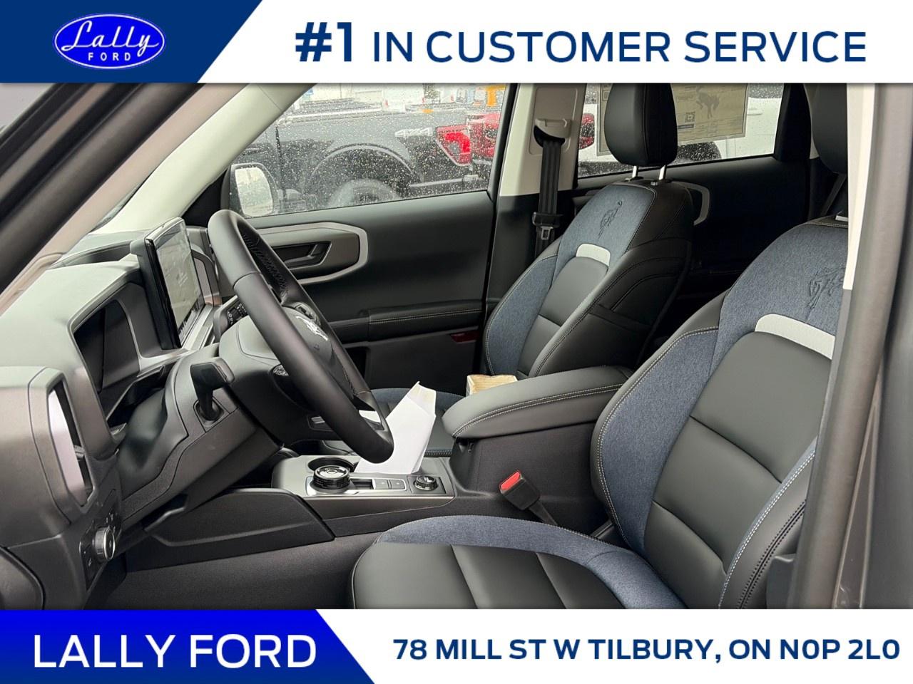 2025 Ford Bronco Sport Outer Banks 4x4 Photo