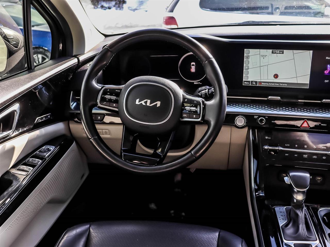 2022 Kia Carnival SX Photo4