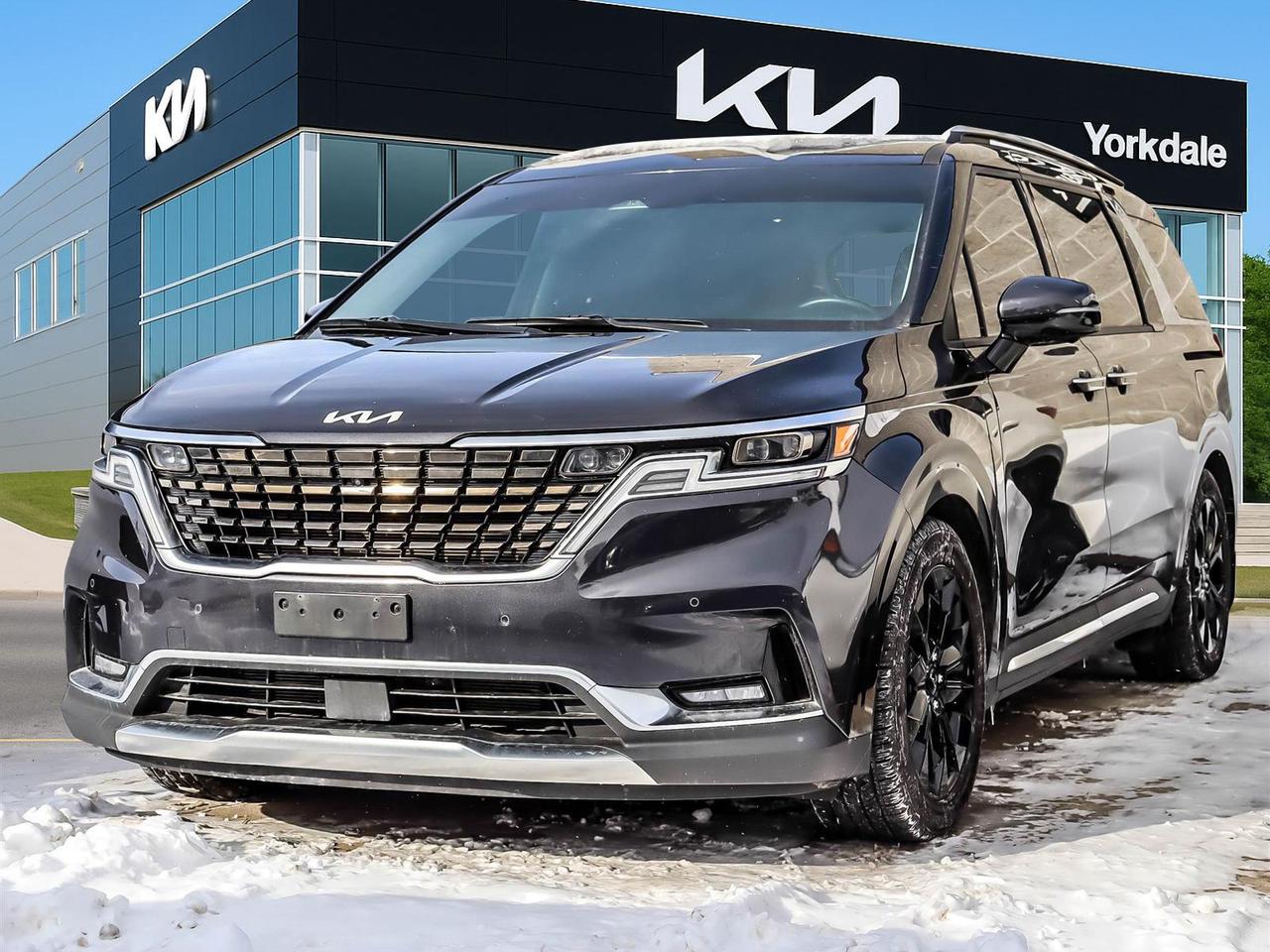 2022 Kia Carnival SX Photo