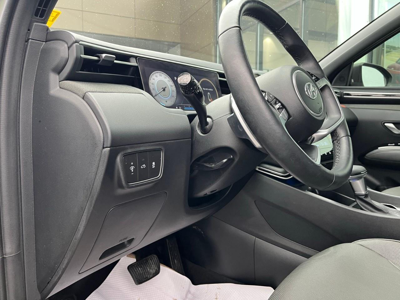 2022 Hyundai Santa Cruz Ultimate AWD w/Colour Pkg Photo