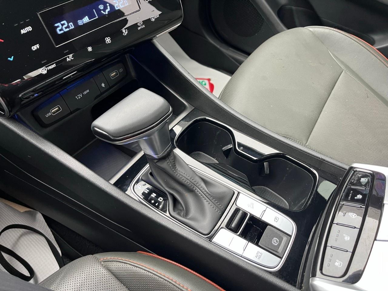 2022 Hyundai Santa Cruz Ultimate AWD w/Colour Pkg Photo