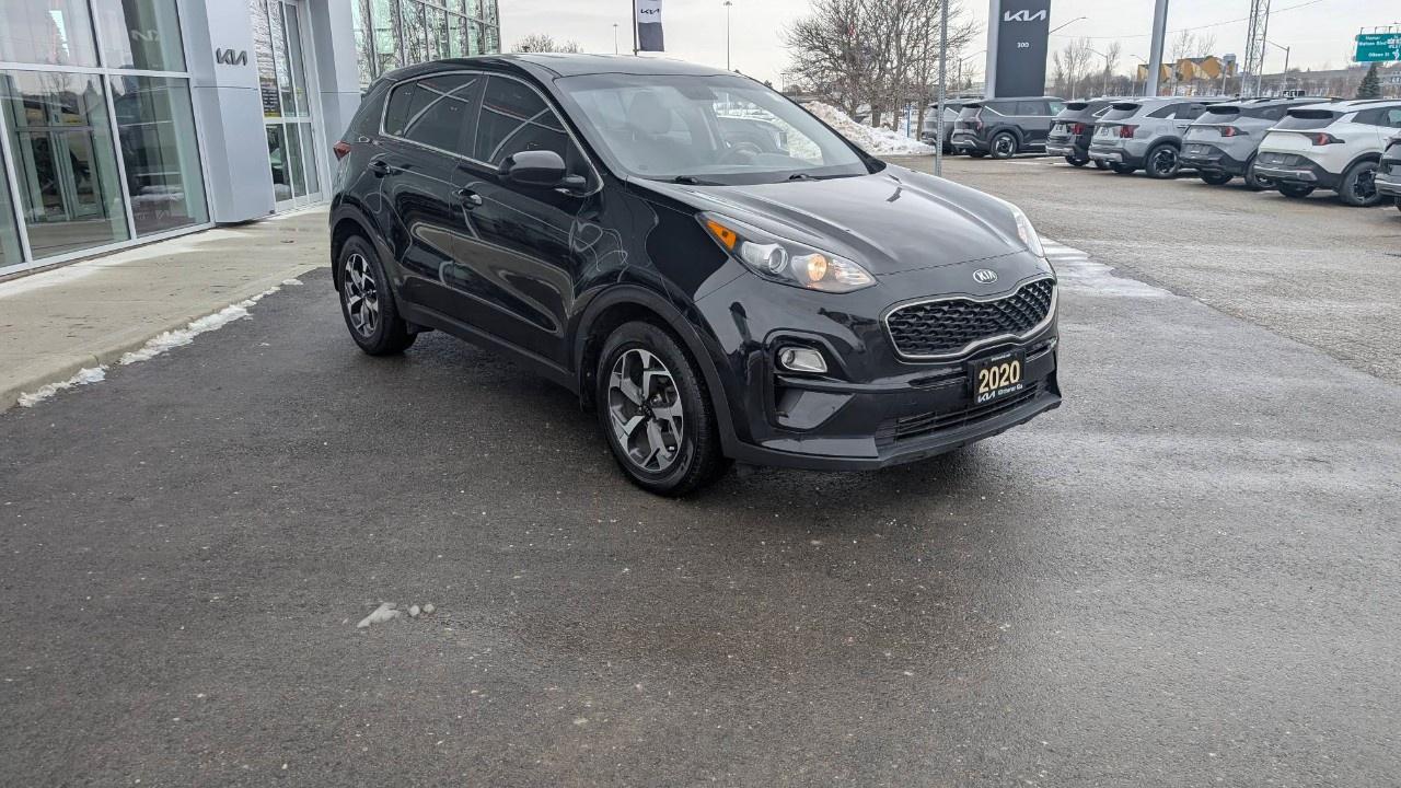 2020 Kia Sportage LX FWD Photo2