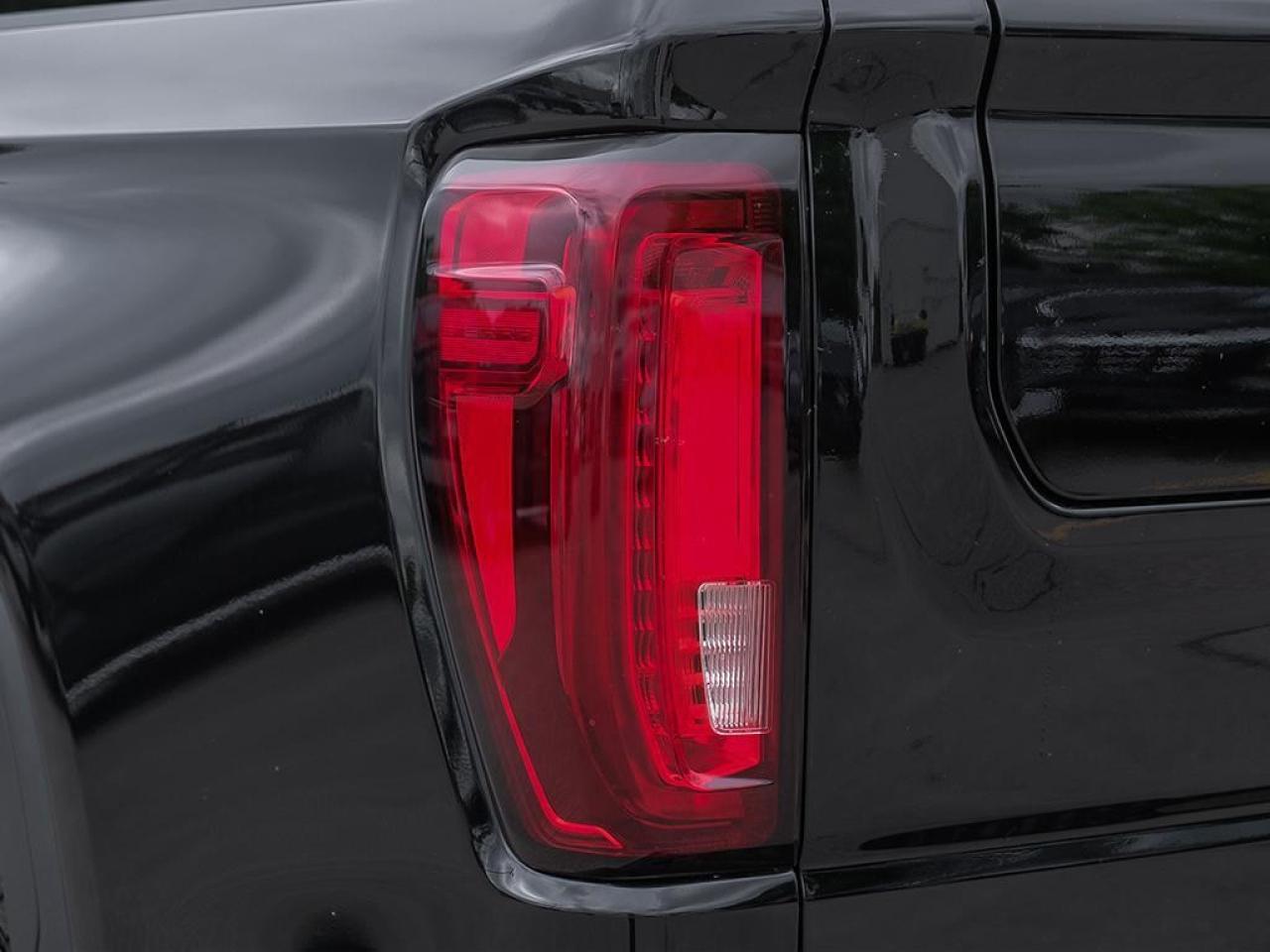 2026 GMC Sierra 1500 Crew Cab Short Box 4-Wheel Drive Denali Ultimate Photo