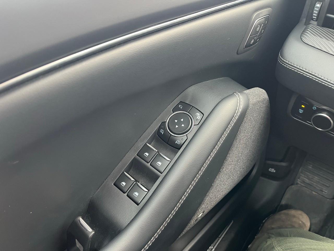 2023 Ford Mustang Mach-E Premium AWD Photo