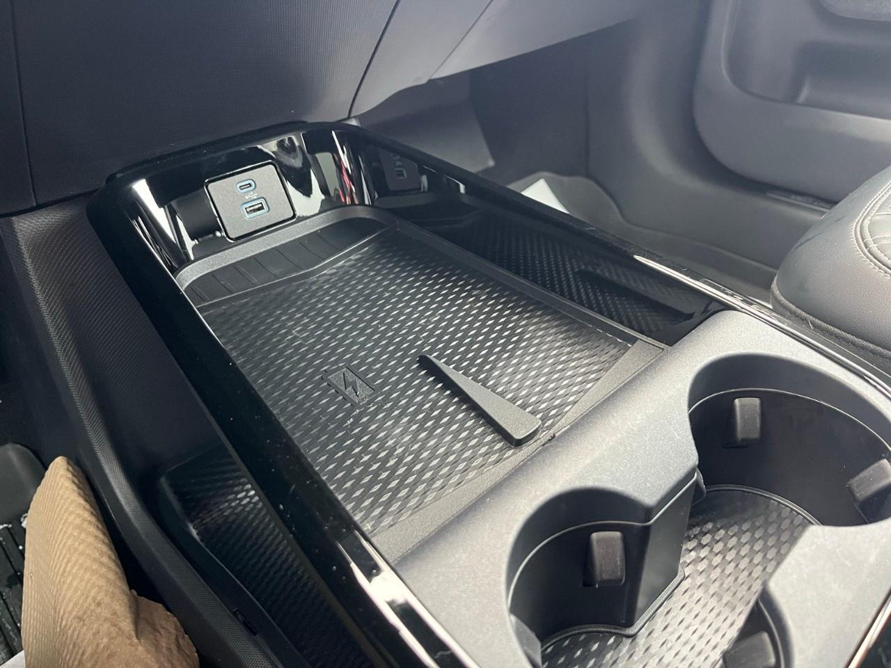 2023 Ford Mustang Mach-E Premium AWD Photo