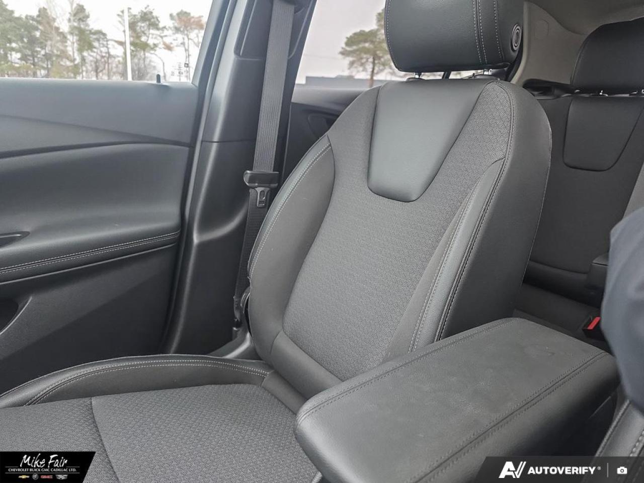 2021 Buick Encore GX Select Keyless Open/ Keyless Start, Buick Connect Access Photo