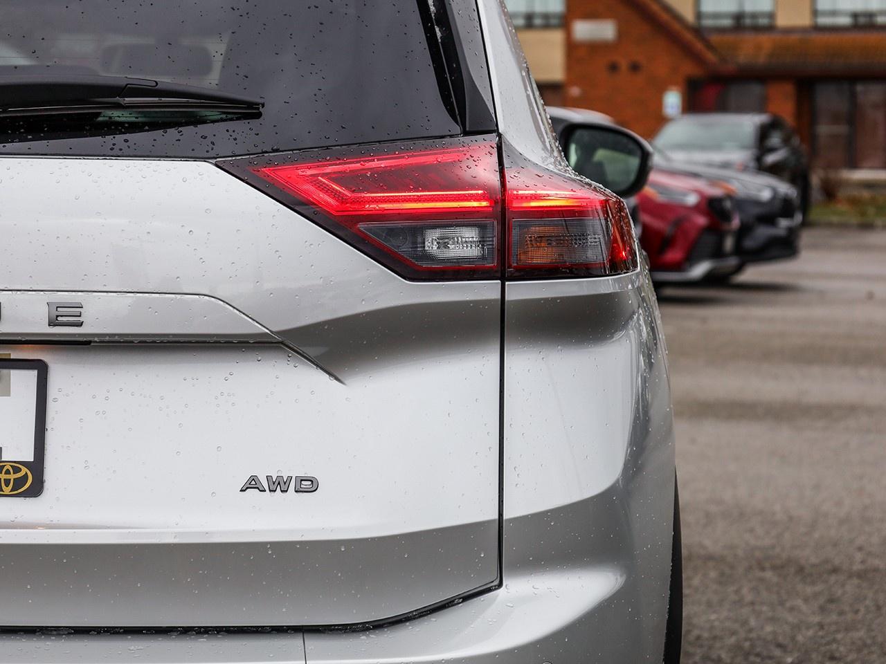 2025 Nissan Rogue S Photo