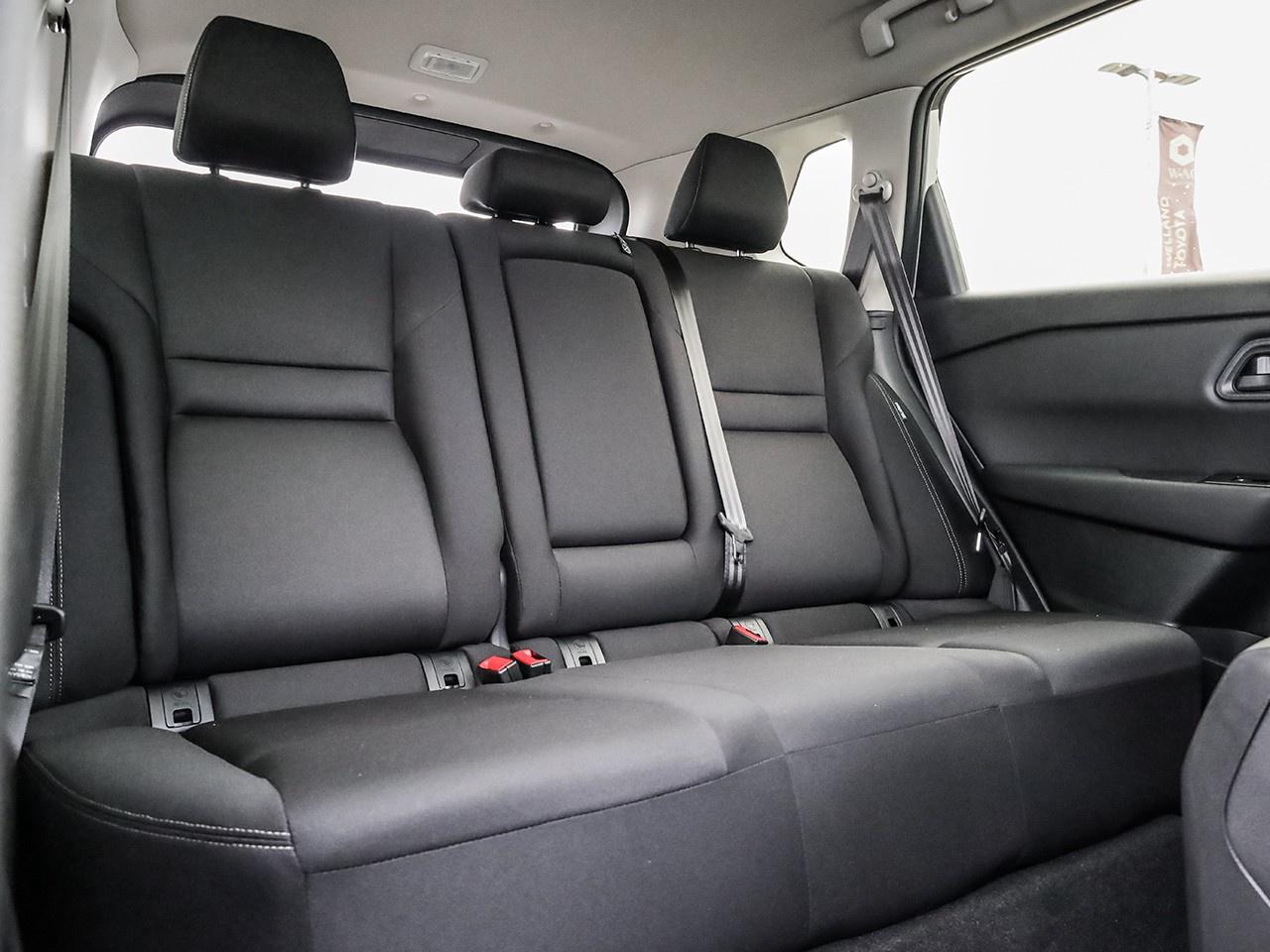 2025 Nissan Rogue S Photo