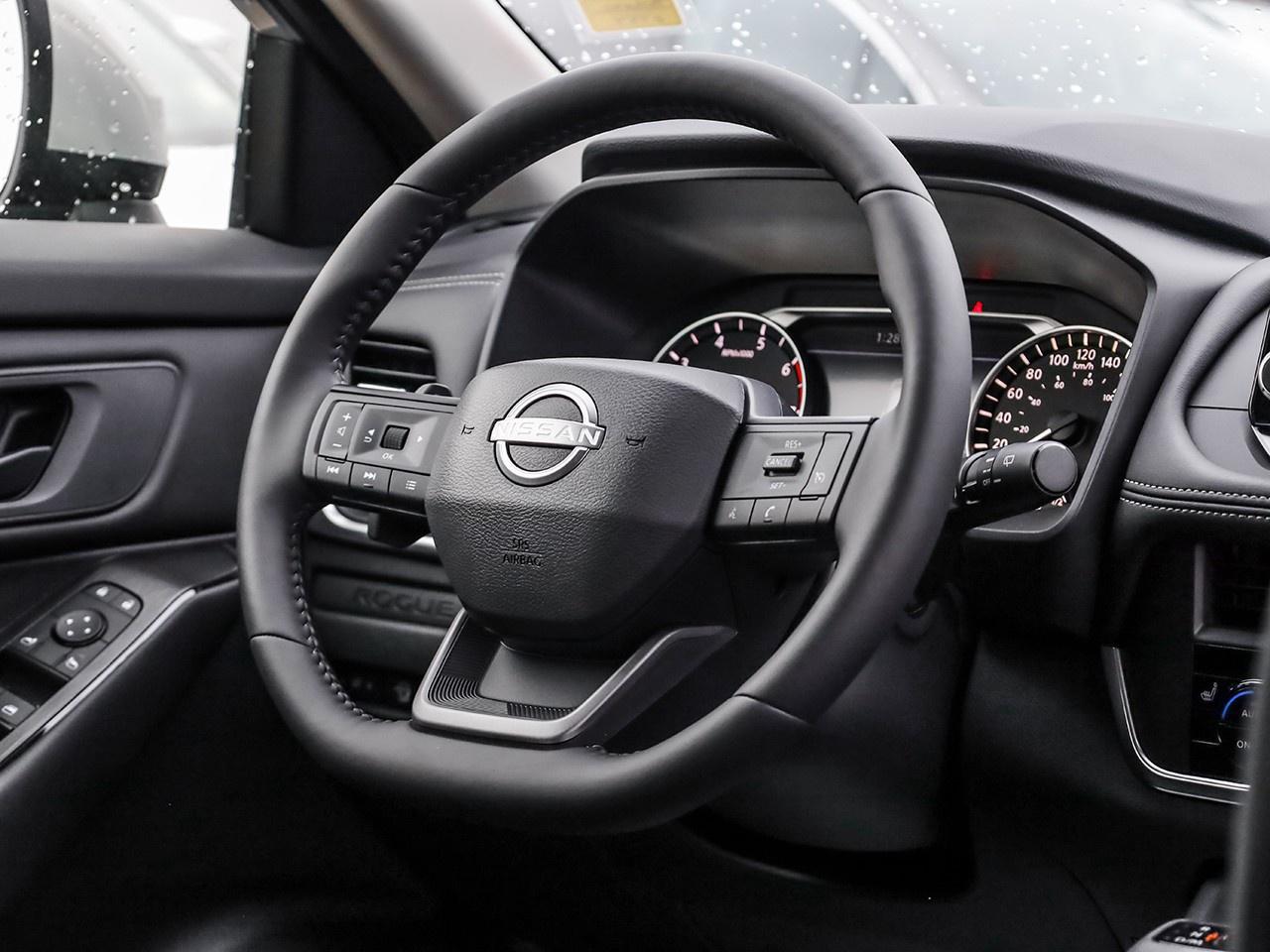 2025 Nissan Rogue S Photo