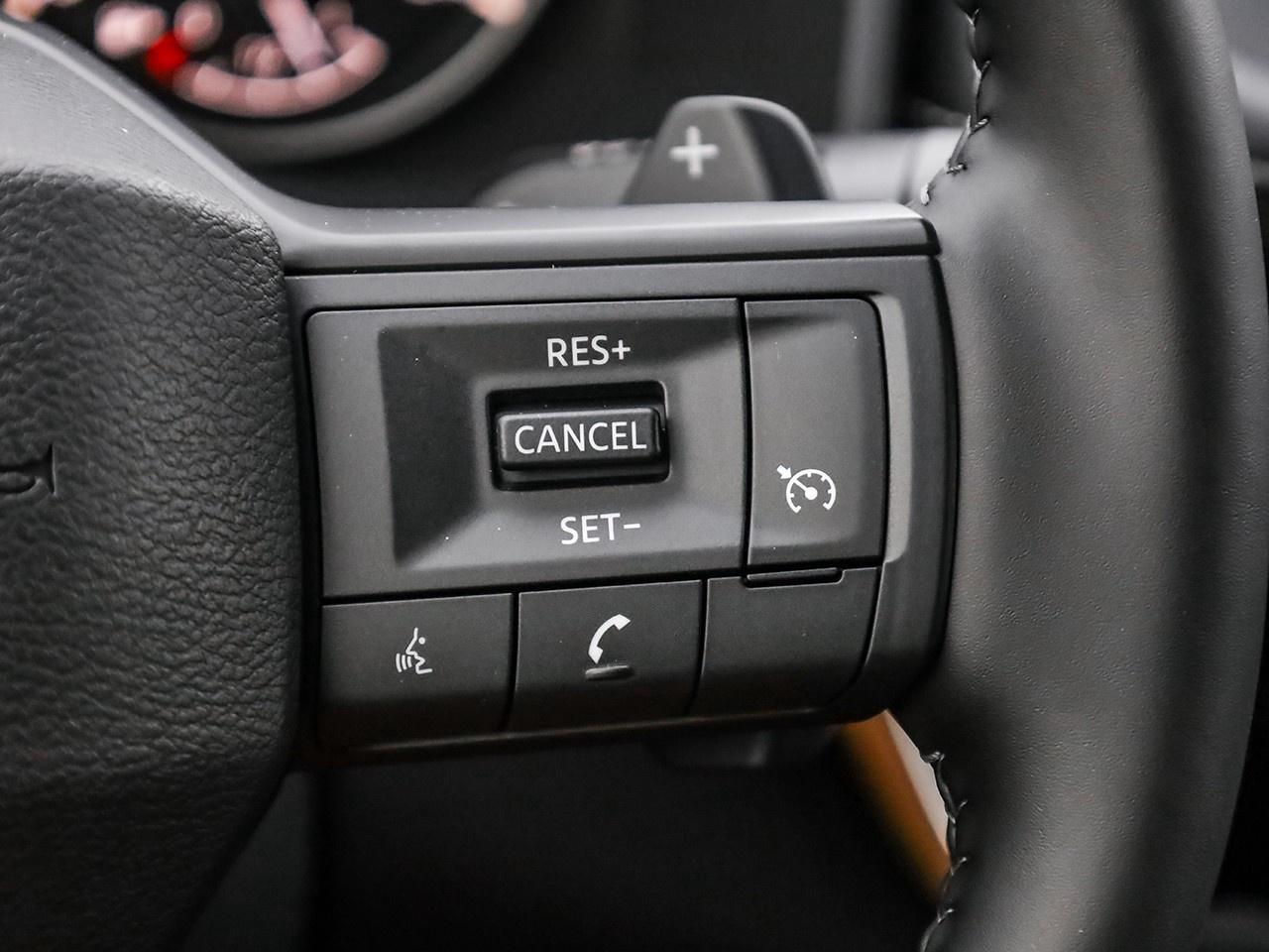 2025 Nissan Rogue S Photo