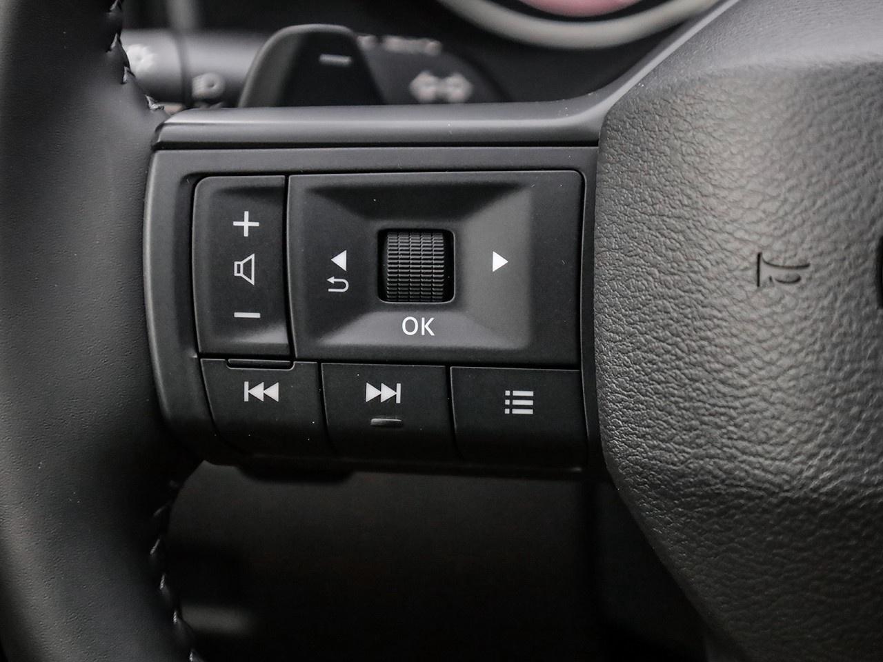 2025 Nissan Rogue S Photo