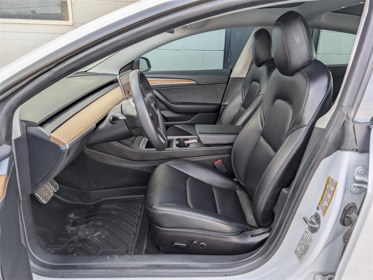 2022 Tesla Model 3 STANDARD Photo