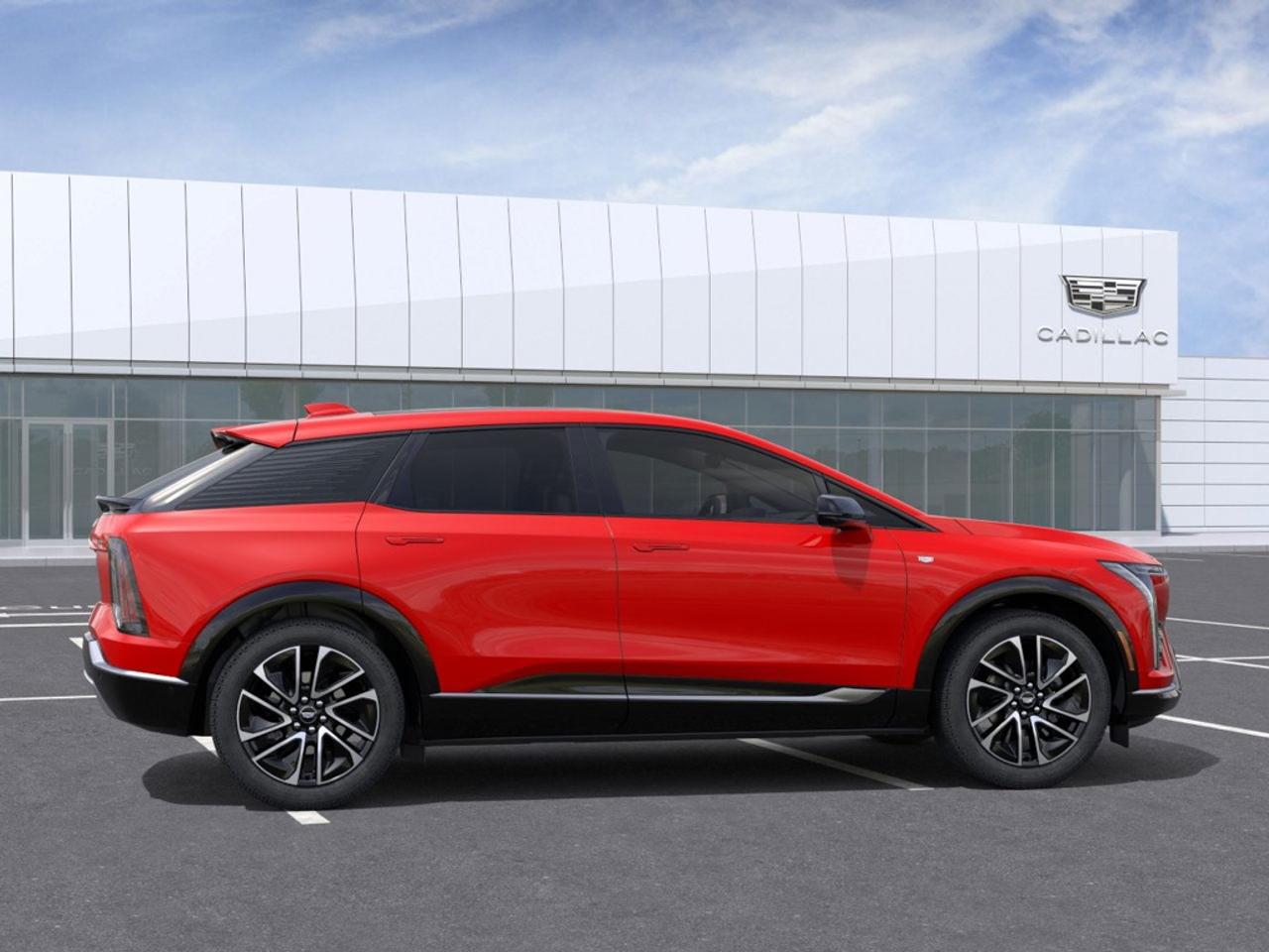 2025 Cadillac OPTIQ Sport  SPORT 2, SUPER CRUISE, MONRACH ORANGE Photo4